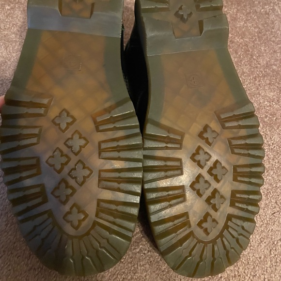 Men’s Doc Martens boots. - Picture 8 of 8